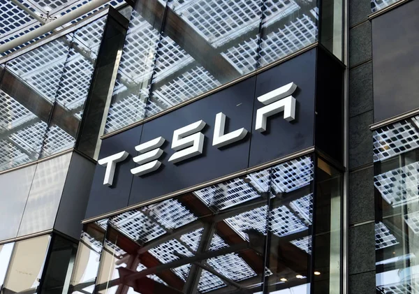 Tesla Expanding Product Range with Cybertruck